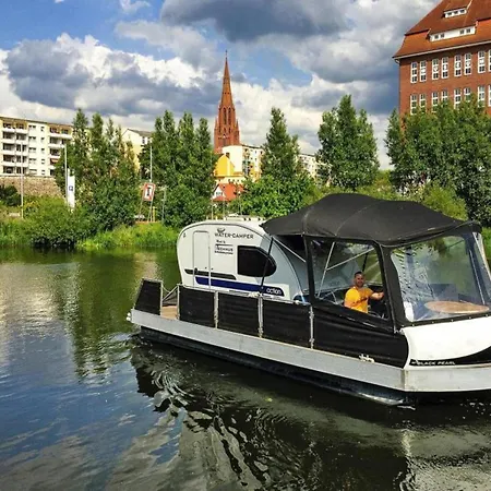 Hausboot Auf Der Peene, Demmin *